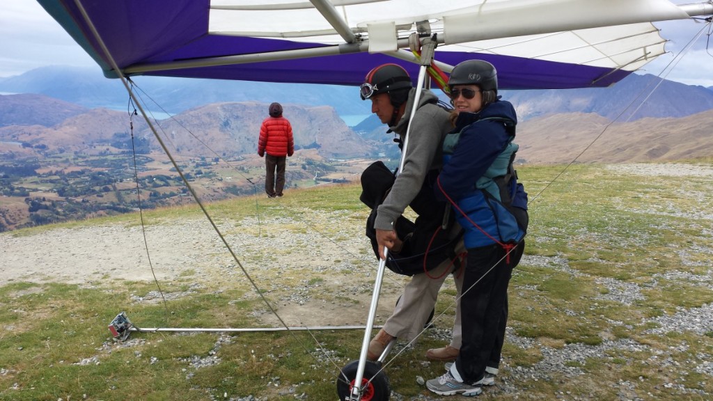 Hang gliding Queenstown New Zealand adventure