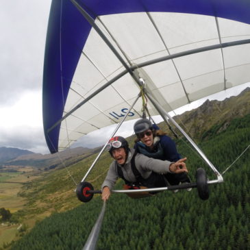 hang gliding new zealand adventure