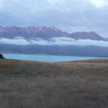 New Zealand Aoraki Mount Cook Lake Pukaiki Sunrise